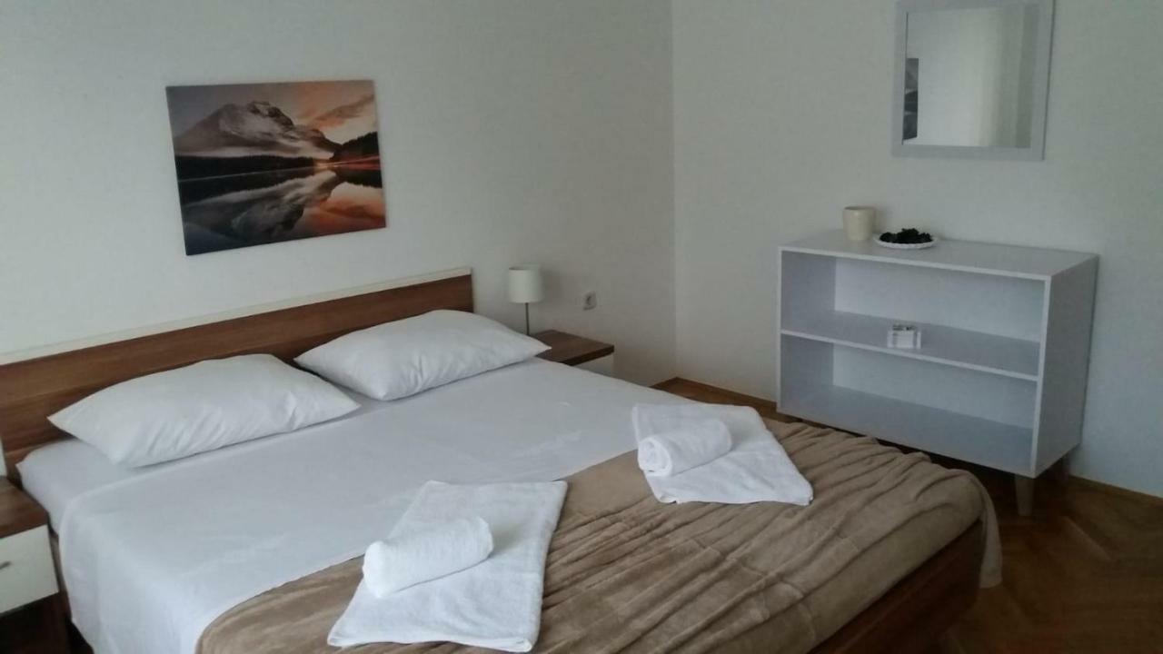 Kaštela Apartman Teklic מראה חיצוני תמונה