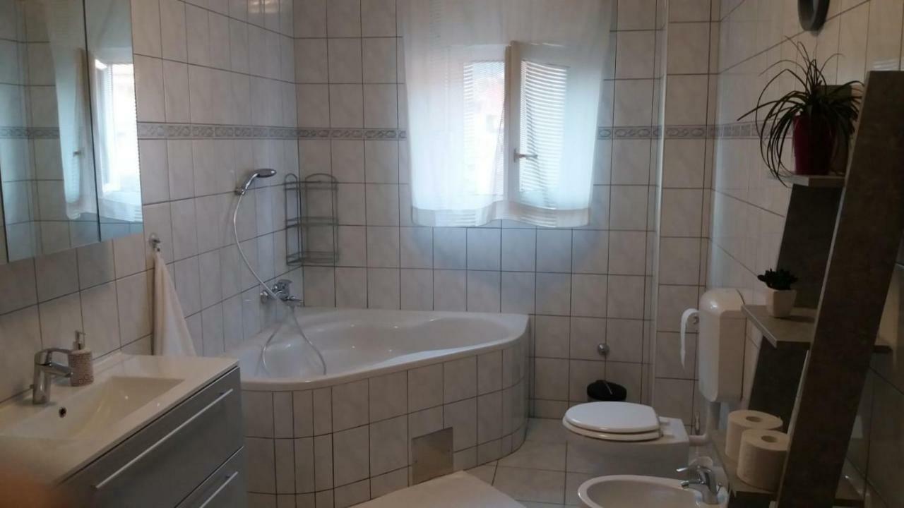 Kaštela Apartman Teklic מראה חיצוני תמונה
