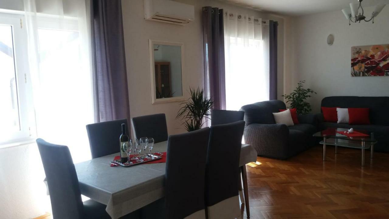 Kaštela Apartman Teklic מראה חיצוני תמונה
